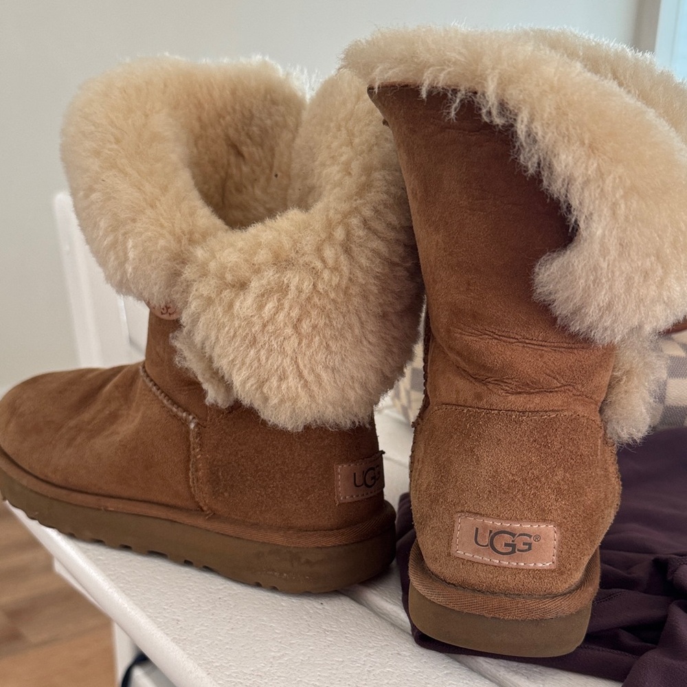 UGG Brown women’s size 8 Sheepskin Boots